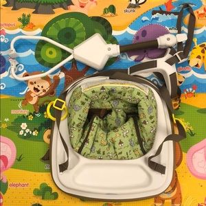 Graco doorway bumper jumper (Jungle animals)